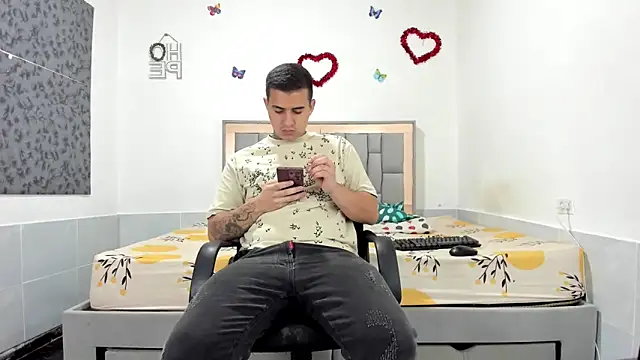 simookeler online show from 10/26/25, 10:54