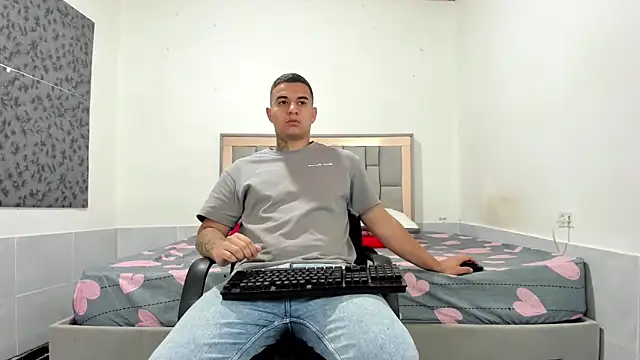 simookeler online show from 12/21/25, 11:23