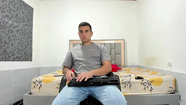 simookeler online show from 11/26/25, 01:49