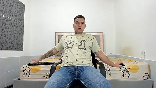 simookeler online show from 03/15/26, 12:23