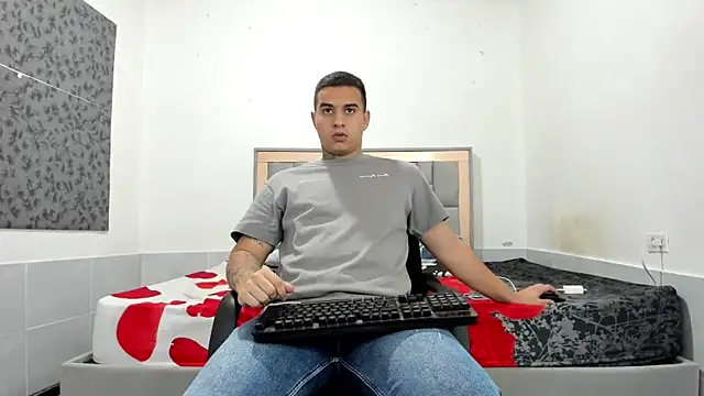 simookeler online show from 02/22/26, 03:42