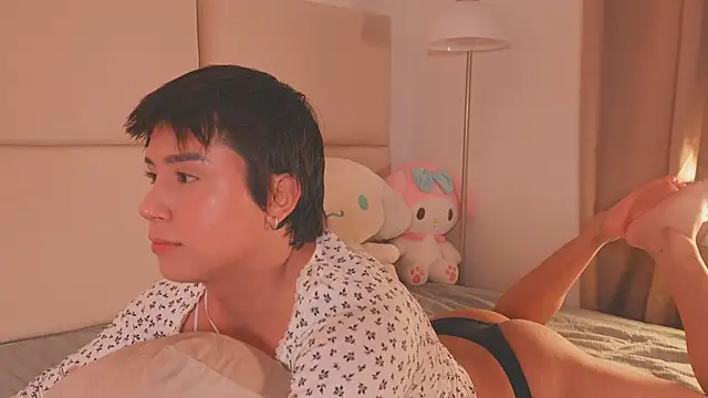 Snapshot of SweetHanson chatting on 03/01/26, 03:23 SweetHanson online show from 03/01/26, 03:23