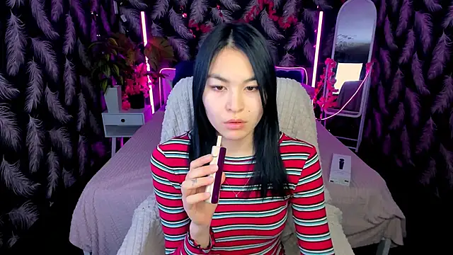 Jennifer murr online show from 11/23/25, 01:32