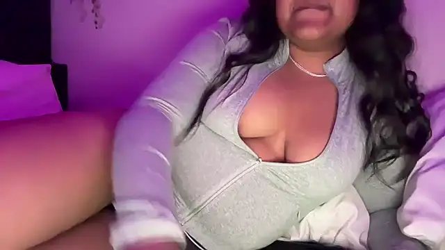 inarahh online show from 10/28/25, 05:29