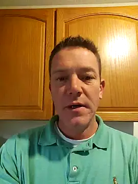 Snapshot of Bigtater1999 chatting on 11/21/25, 10:09 Bigtater1999 online show from 11/21/25, 10:09