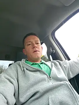 Snapshot of Bigtater1999 chatting on 11/03/25, 12:42 Bigtater1999 online show from 11/03/25, 12:42