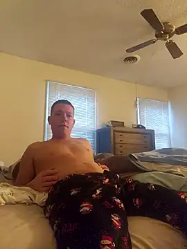 Snapshot of Bigtater1999 chatting on 12/21/25, 01:57 Bigtater1999 online show from 12/21/25, 01:57