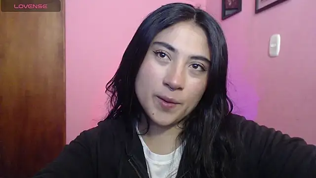 bunnyemilyrose36 online show from 11/05/25, 02:20