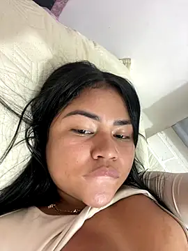 aashley jones online show from 12/18/25, 01:55