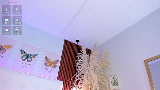 Snapshot of aashley_jones chatting on 02/18/25, 05:09 aashley jones online show from 02/18/25, 05:09