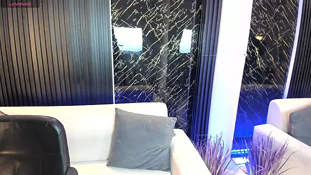 Aaron Scoot online show from 12/20/25, 02:53