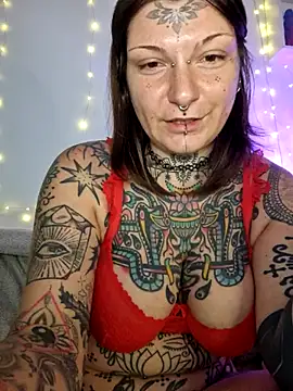 lizzardqueeen online show from 02/14/26, 08:42