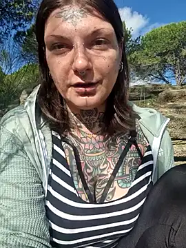 lizzardqueeen online show from 01/08/26, 01:28