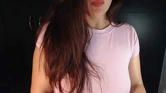 Snapshot of AdharaLujan chatting on 02/03/26, 02:43 AdharaLujan online show from 02/03/26, 02:43