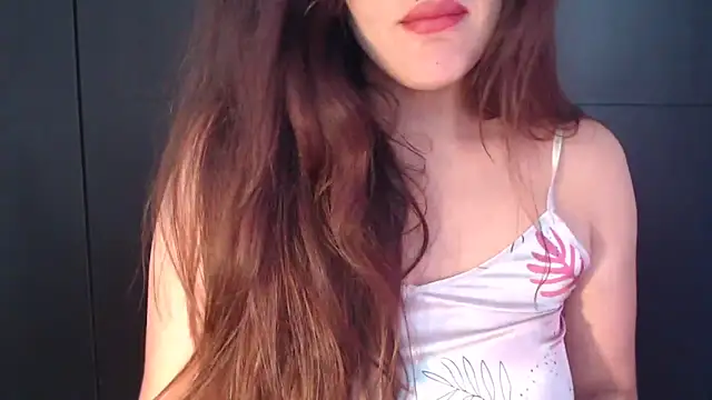 AdharaLujan online show from 04/12/26, 04:54