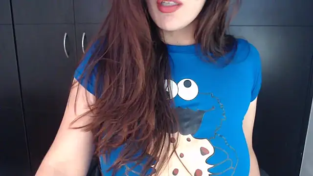 Snapshot of AdharaLujan chatting on 02/04/26, 02:23 AdharaLujan online show from 02/04/26, 02:23