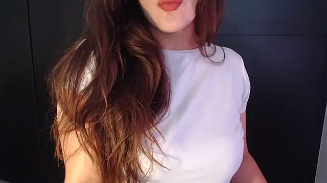 AdharaLujan online show from 03/12/26, 01:15