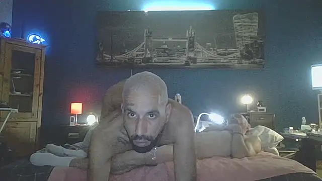 arrow13680 online show from 09/14/25, 02:56