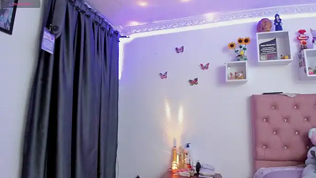 Soffy-brooks online show from 05/20/26, 03:25