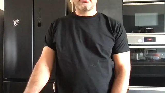 unconnudu21000 online show from 10/06/25, 10:27