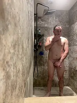 unconnudu21000 online show from 12/31/24, 06:59