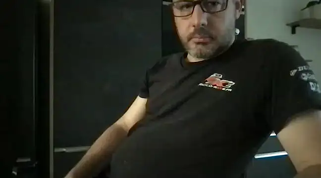 unconnudu21000 online show from 02/10/25, 03:53