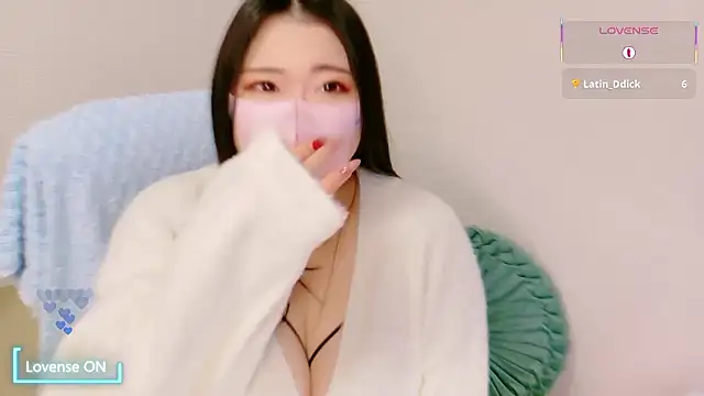 yukinko o  online show from 11/26/25, 01:05