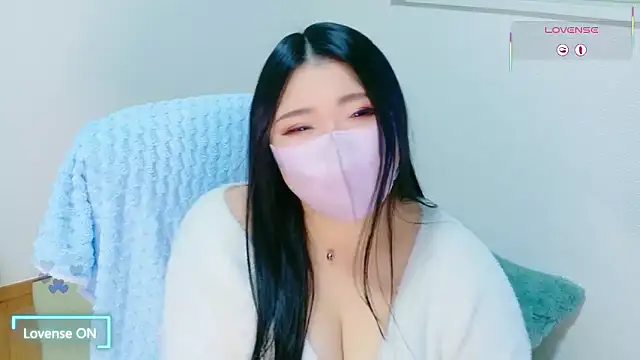 yukinko o  online show from 12/21/25, 01:13