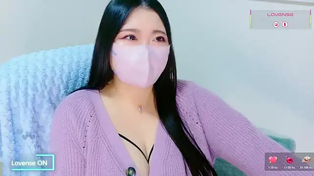 yukinko o  online show from 12/23/25, 01:05