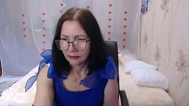 Snapshot of OlgaHottie chatting on 03/08/25, 02:34 OlgaHottie online show from 03/08/25, 02:34