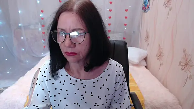 Snapshot of OlgaHottie chatting on 03/22/25, 11:20 OlgaHottie online show from 03/22/25, 11:20