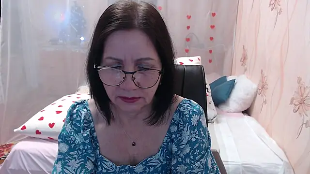 Snapshot of OlgaHottie chatting on 01/09/26, 11:22 OlgaHottie online show from 01/09/26, 11:22