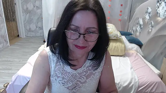 Snapshot of OlgaHottie chatting on 03/01/26, 11:38 OlgaHottie online show from 03/01/26, 11:38