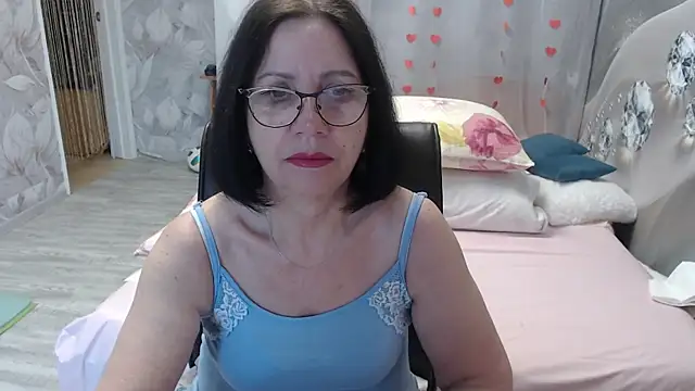Snapshot of OlgaHottie chatting on 04/28/26, 01:04 OlgaHottie online show from 04/28/26, 01:04