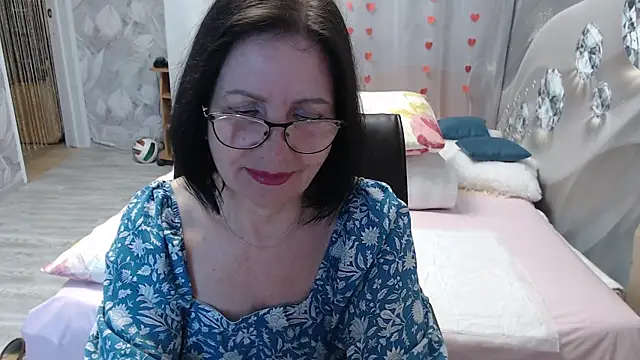 Snapshot of OlgaHottie chatting on 04/23/26, 11:39 OlgaHottie online show from 04/23/26, 11:39