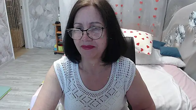 Snapshot of OlgaHottie chatting on 05/31/26, 11:27 OlgaHottie online show from 05/31/26, 11:27