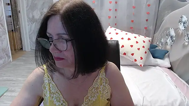 Snapshot of OlgaHottie chatting on 05/30/26, 11:43 OlgaHottie online show from 05/30/26, 11:43