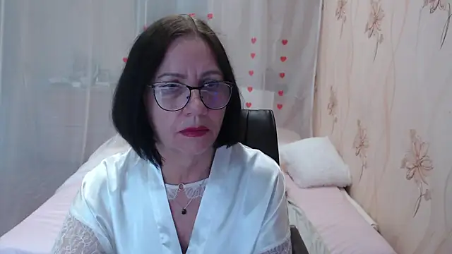 Snapshot of OlgaHottie chatting on 09/23/25, 10:39 OlgaHottie online show from 09/23/25, 10:39