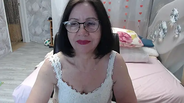 Snapshot of OlgaHottie chatting on 04/26/26, 11:46 OlgaHottie online show from 04/26/26, 11:46