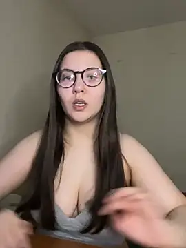 Prudie Gabriella online show from 11/18/25, 09:23