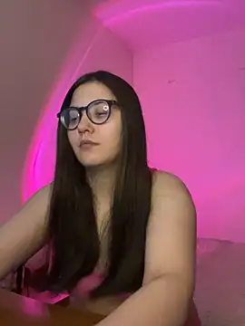 Snapshot of Prudie_Gabriella chatting on 10/12/25, 11:55 Prudie Gabriella online show from 10/12/25, 11:55