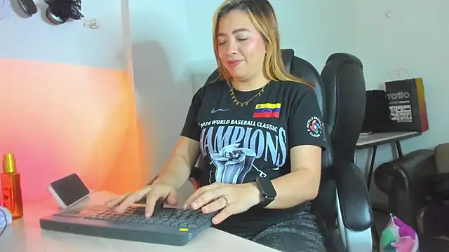 alma fenix online show from 04/07/26, 10:44