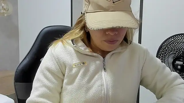 alma fenix online show from 02/02/26, 12:26