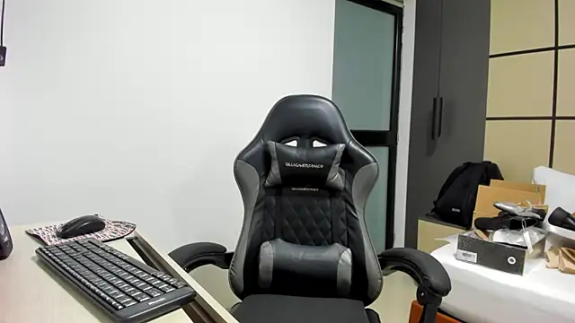 alma fenix online show from 02/18/26, 12:34