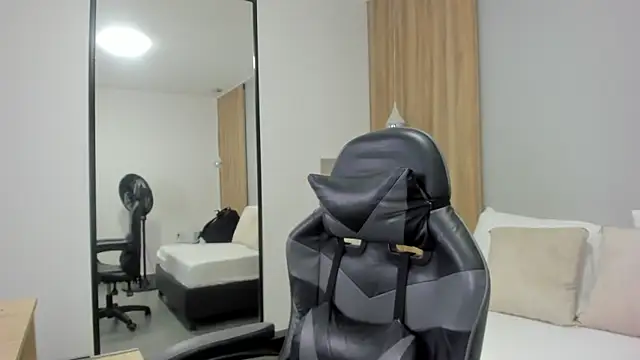 alma fenix online show from 01/10/26, 12:44