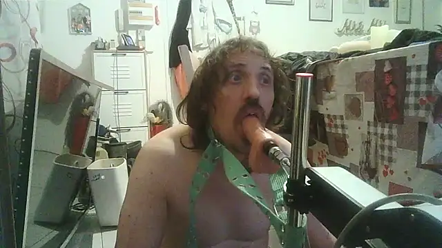 cyril020202 online show from 10/29/25, 05:45