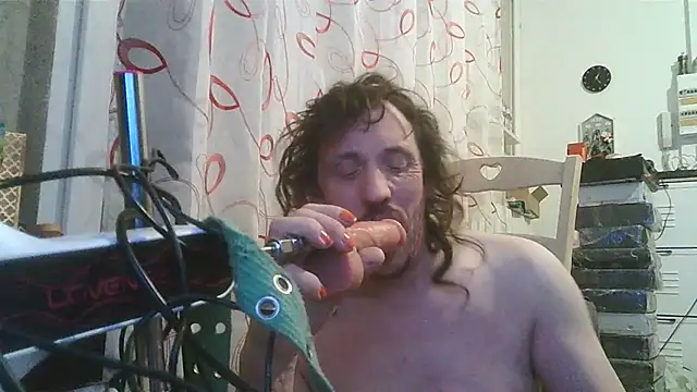 cyril020202 online show from 01/31/26, 11:47