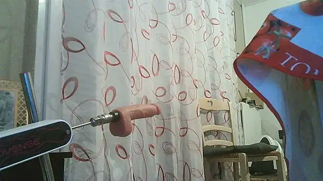 cyril020202 online show from 12/18/25, 11:25