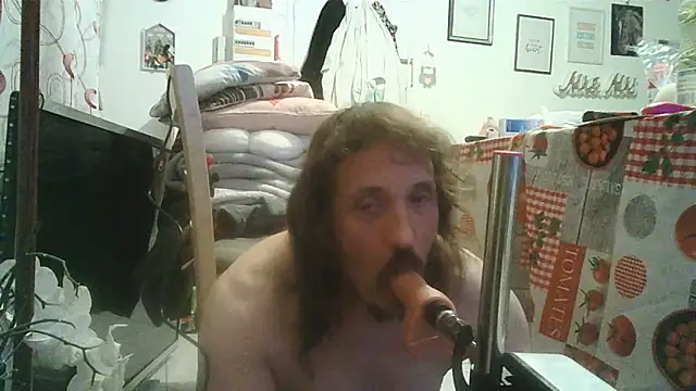 cyril020202 online show from 10/11/25, 08:54