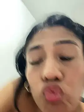 ZachaTompson online show from 09/18/25, 03:59